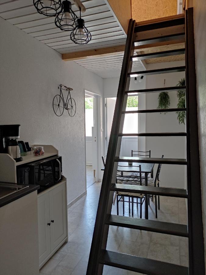 L'Entre-Temps Apartment Chambretaud Екстериор снимка